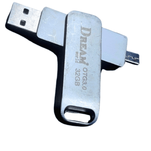 DreamWorld Metallic/Iron Flash Drive (V8) - 32GB